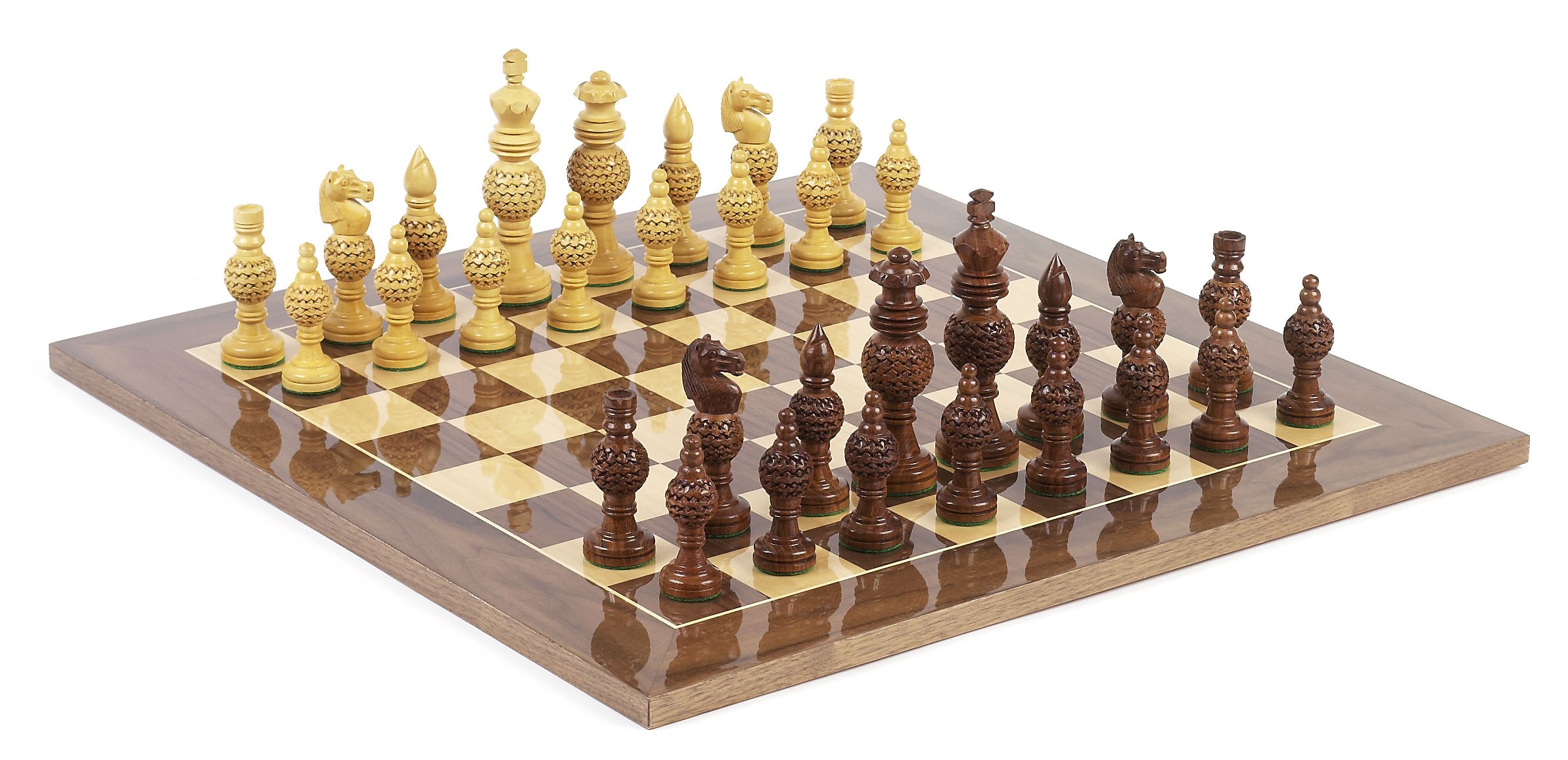 Champion Tournament Chessmen & Master Board